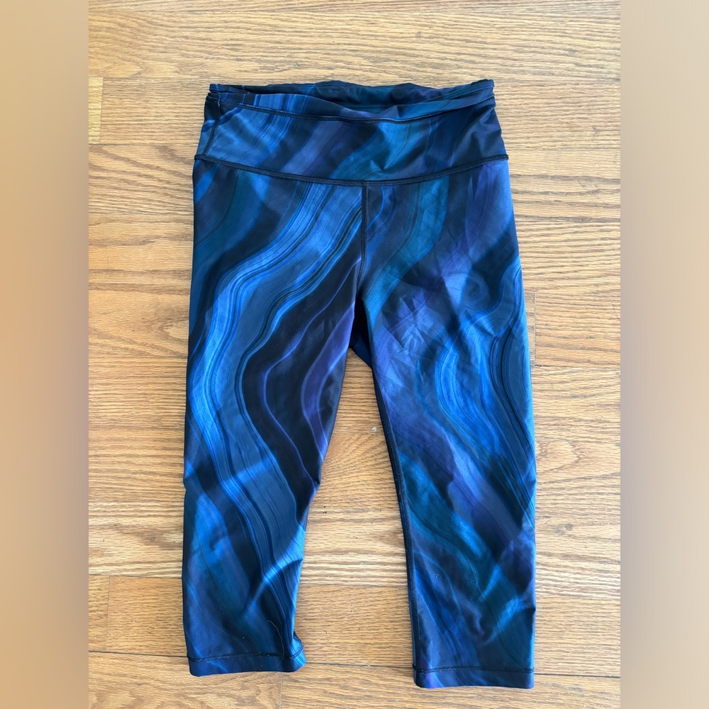 Athleta marble Capri